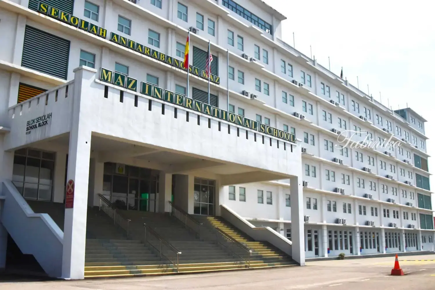 MAZ International School