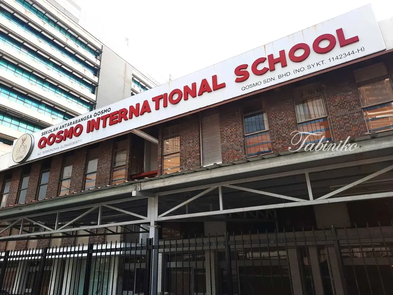 QOSMO International School