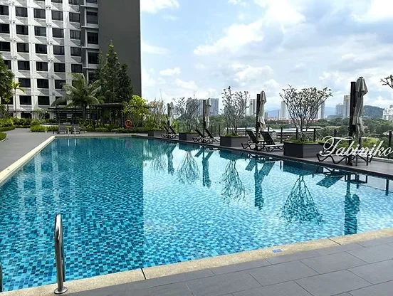 Infinity Pool